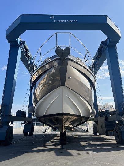 Hull Antifouling & Polishing