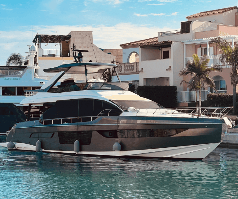 We are hiring – Captain